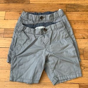 Two pairs grey shorts 5T